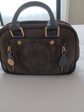 Authentic Louis Vuitton Bags & Trunks HAVANE suede handbag EUC